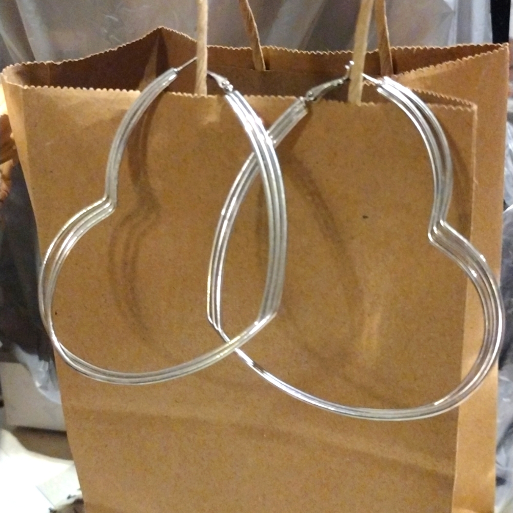 Cute heart shaped hoop earrings